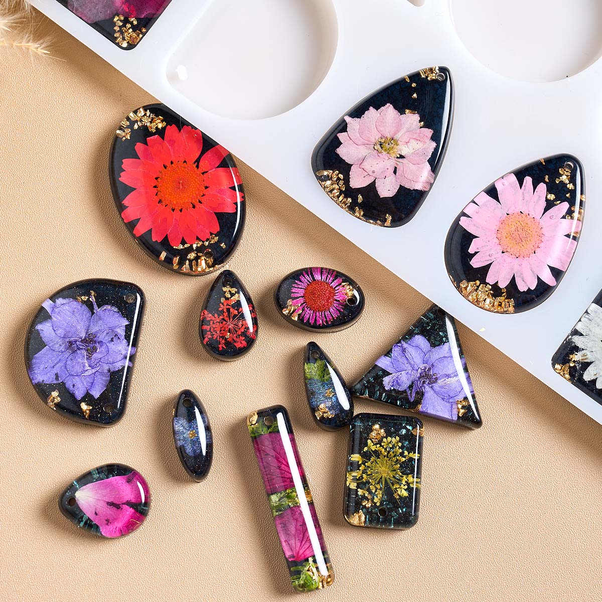 Time Stone Pendant Silicone Mo - đánh giá và giá Art Craft Show